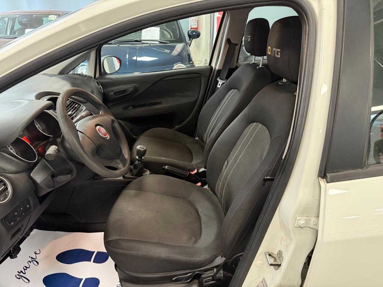 Fiat Punto 1.4 8V 5 porte Easypower Young 75CV Ok Neopatentati
