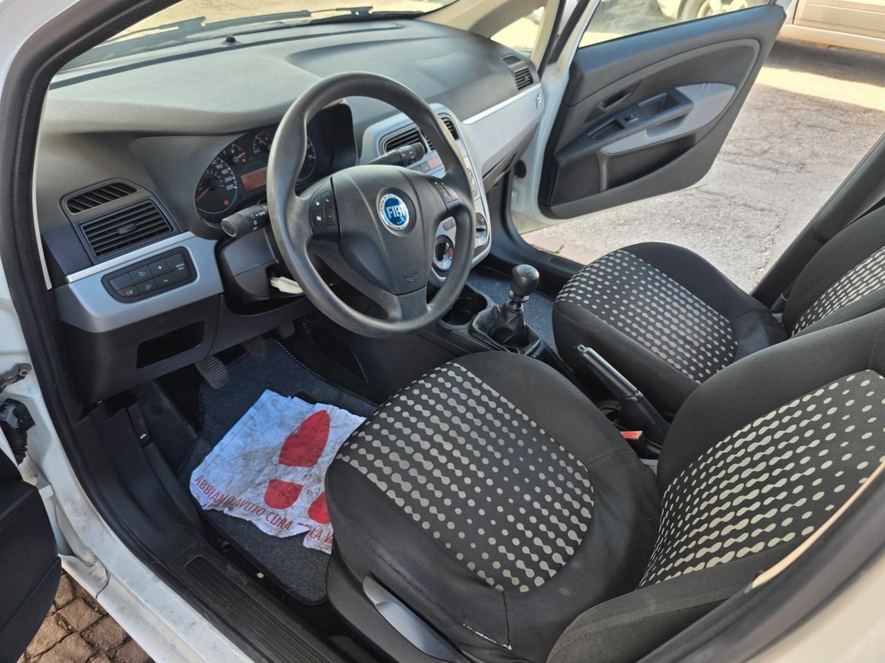 Fiat Grande Punto 1.2 5 porte con 182.000km Neopatentati ok