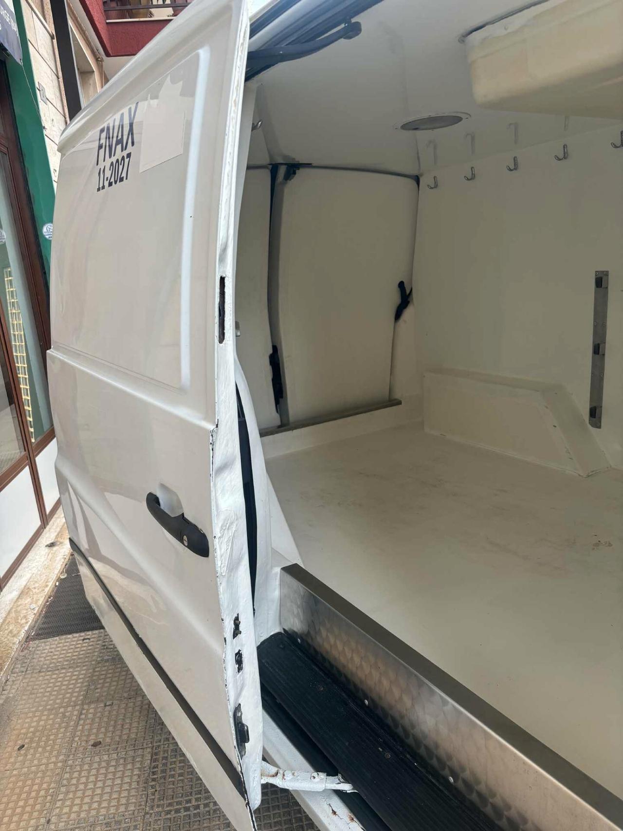 MERCEDES VITO COIBENTATO CON CERTIFICATO ATP FRIGO