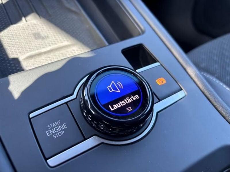 Volkswagen T-Roc Volkswagen T-Roc 1.5 eTSI R-Line 150cv DSG FULL LED NAVI CAMERA
