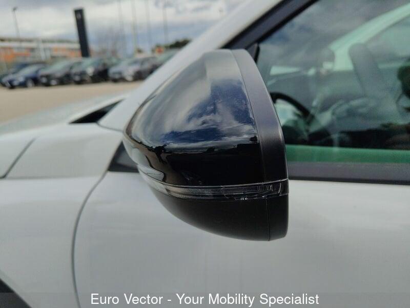 Lancia Ypsilon Ypsilon Hybrid e-DCT