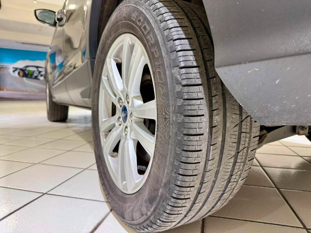 Ford Kuga 1.5 tdci Business s&s 2wd 120cv my18