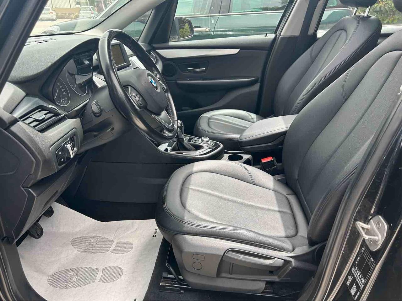 Bmw 218d Active Tourer Luxury TETTO NAVI