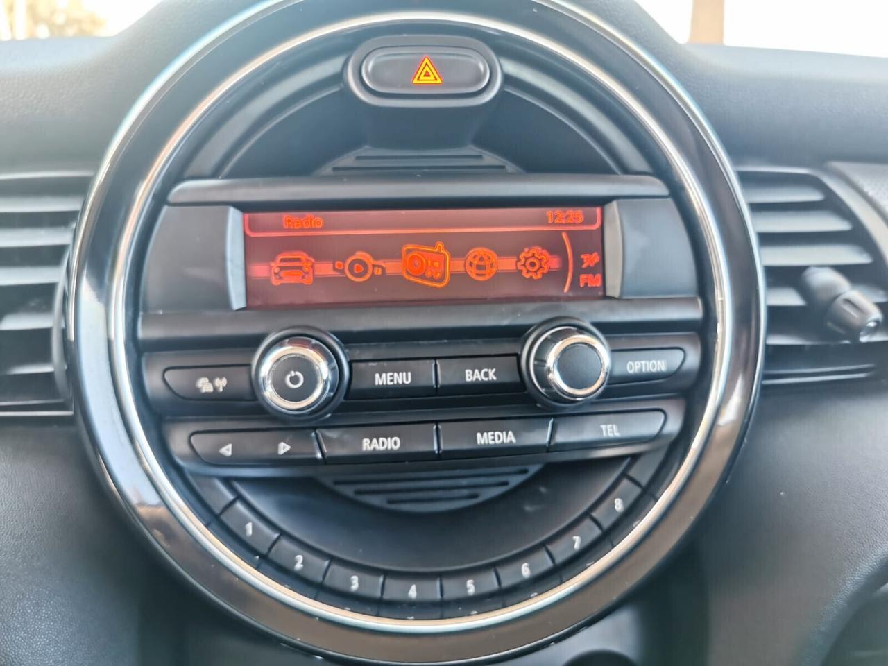 Mini 1.5 Cooper D Business
