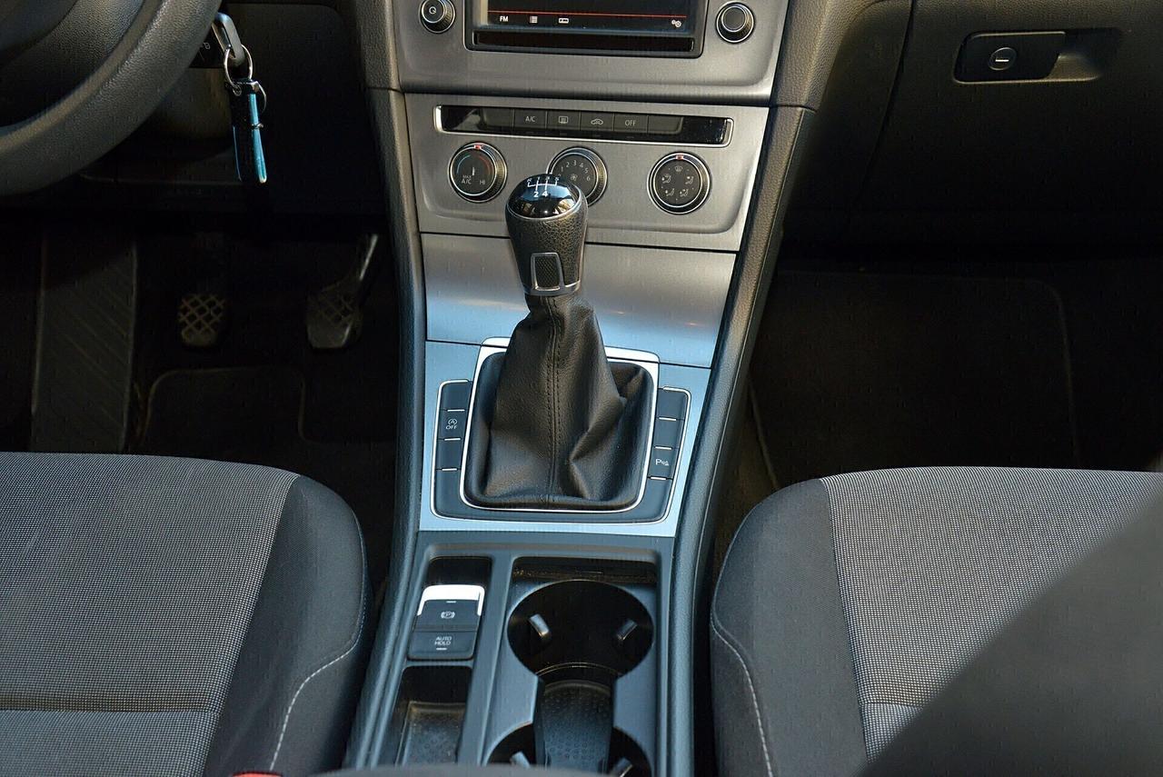 Volkswagen Golf VII 1.6 TDI 90CV Trendline Euro 6