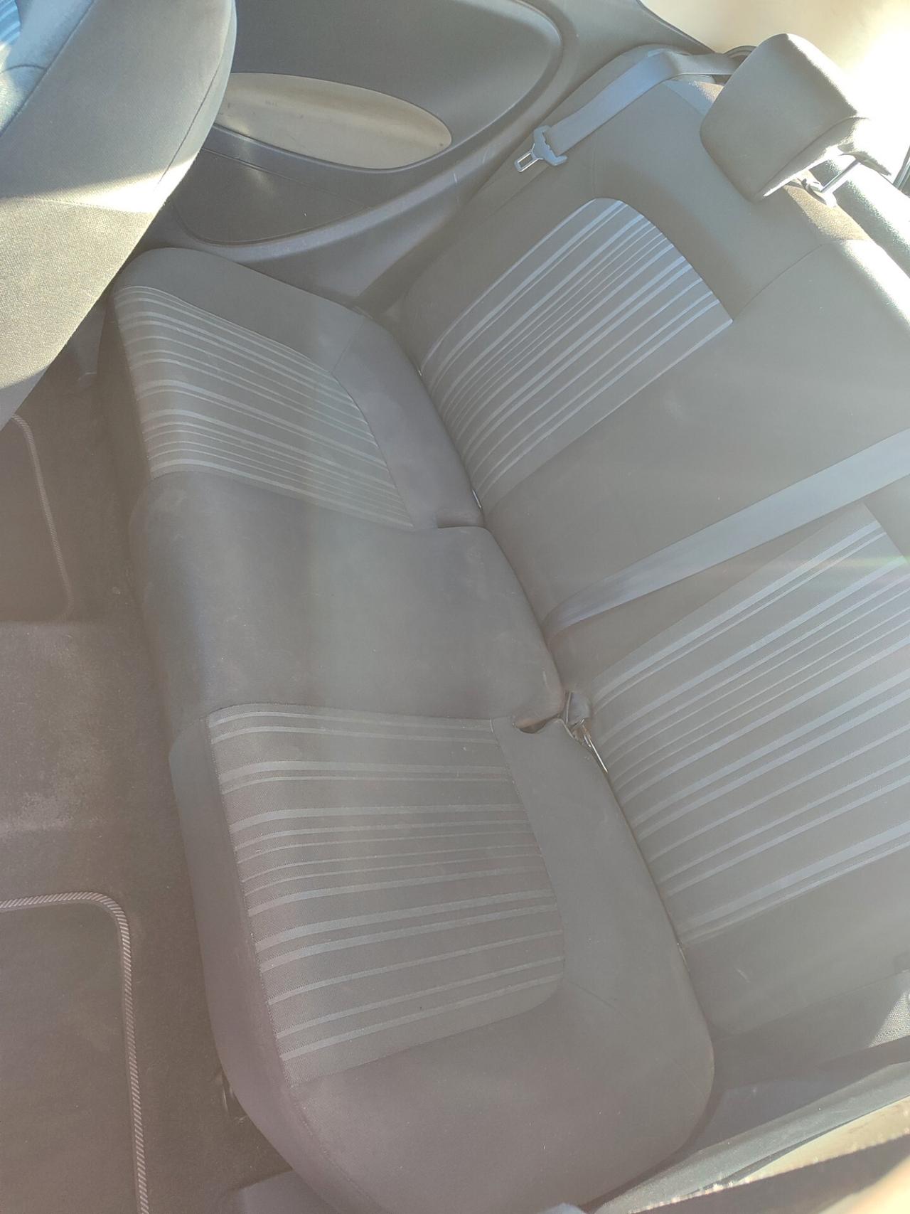 Fiat Punto 1.4 benzina GPL