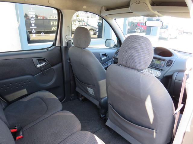TOYOTA Yaris Verso 1.4 Tdi D-4D cat Sol '03