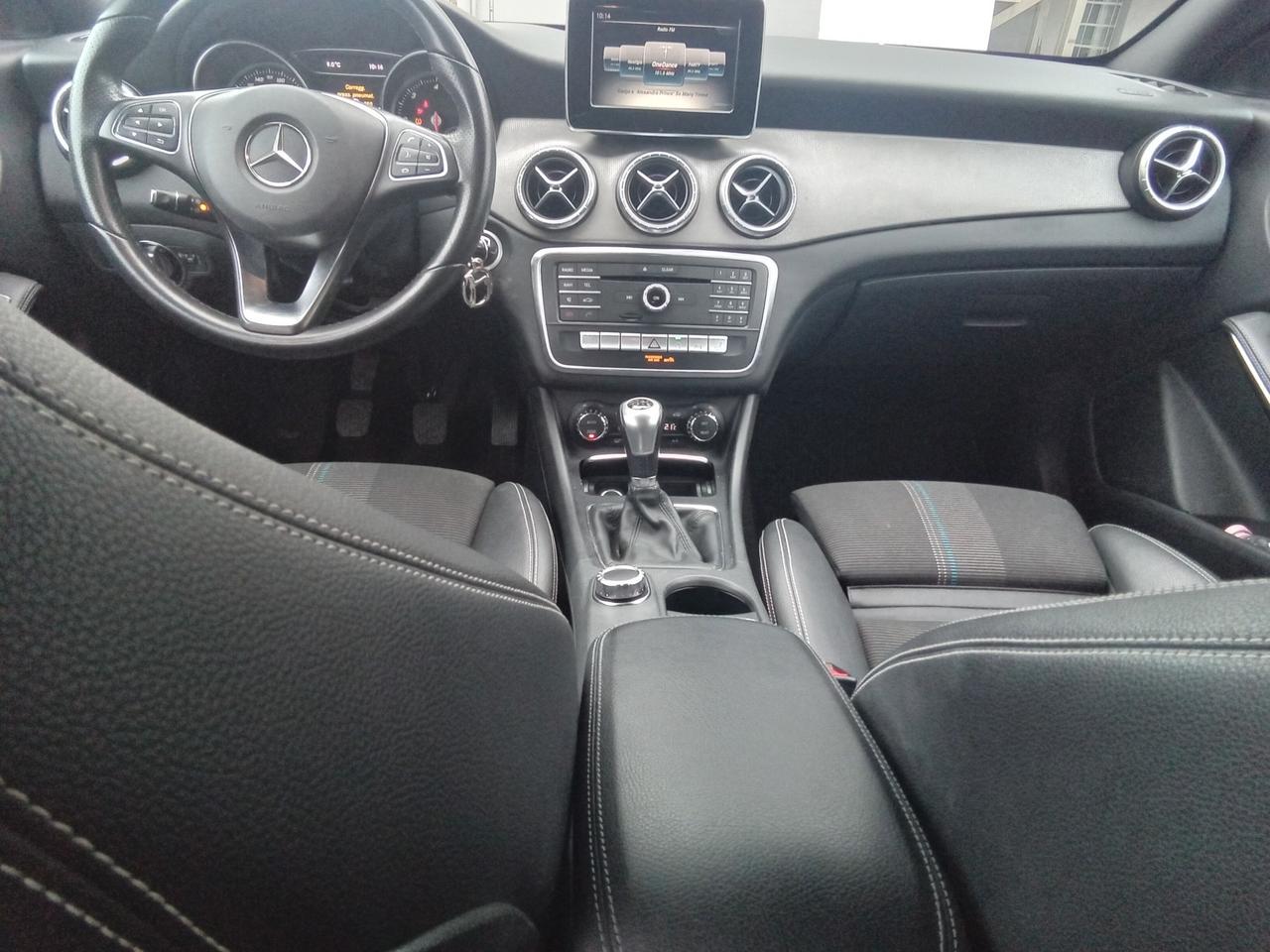 Mercedes-benz CLA 200 CLA 200 d Premium