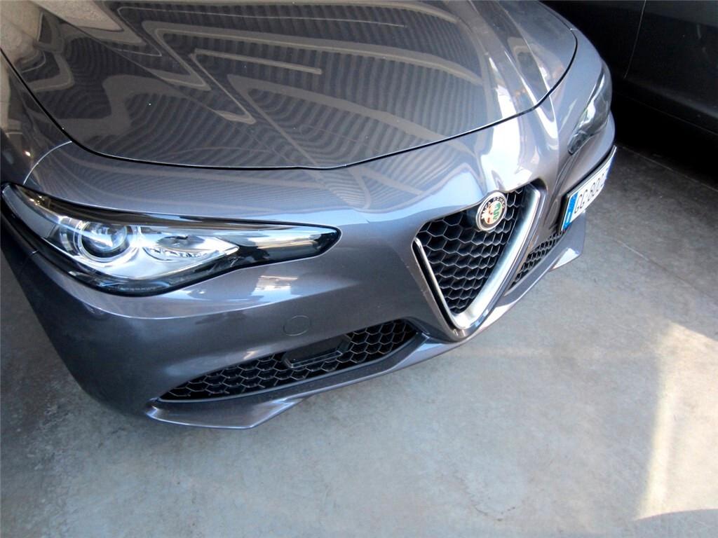 Alfa Romeo Giulia 2.2 Turbodiesel 190 CV AT8 Business Navi PREZZO REALE UNIPRO IVA DEDUCIBILE