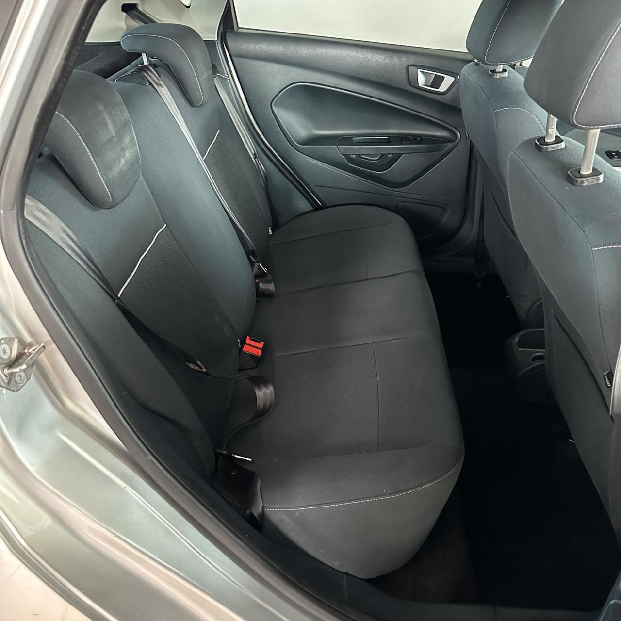 Ford Fiesta 1.4 TDCi 5p. Titanium