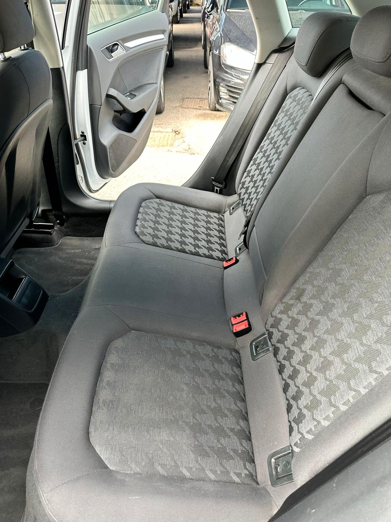 Audi A3 SPB 1.6 TDI clean diesel Ambition