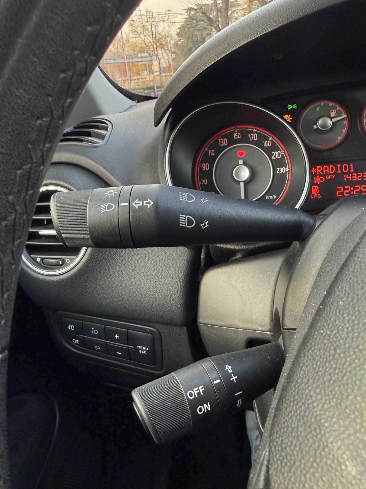 Fiat Punto 1.4 8V 5 porte Easypower Lounge