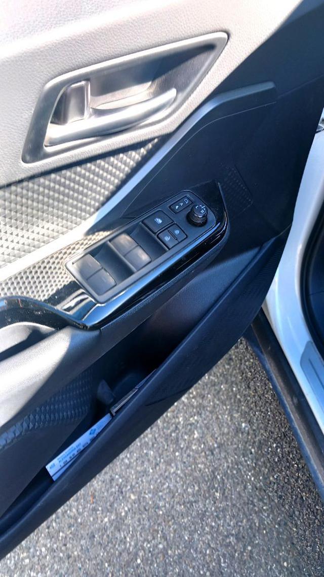 TOYOTA C-HR 1.8 Hybrid E-CVT GR Sport