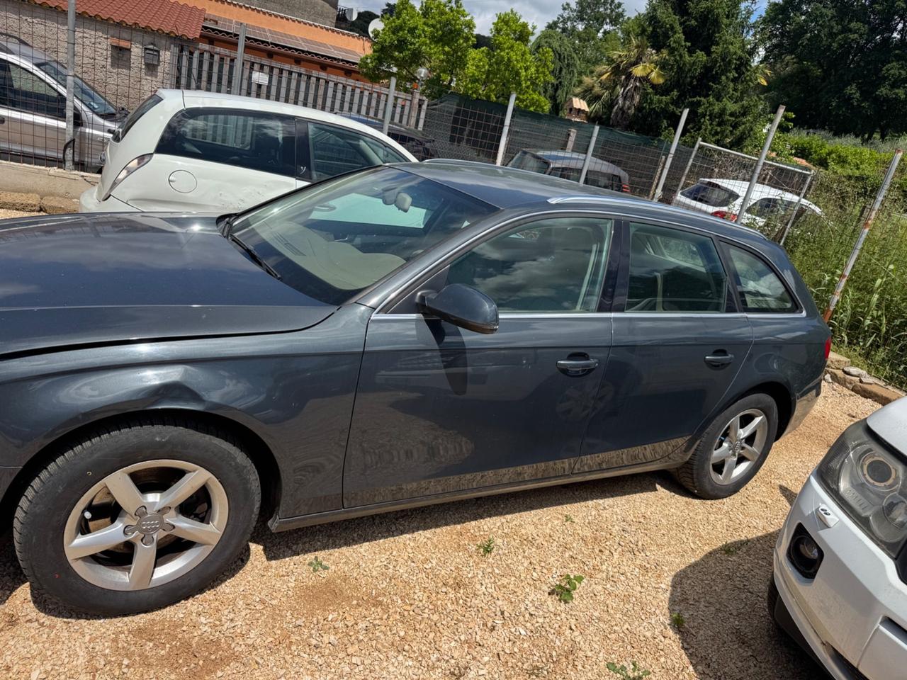 Audi A4 Avant 2.0 TDI 143CV MOTORE ROTTO