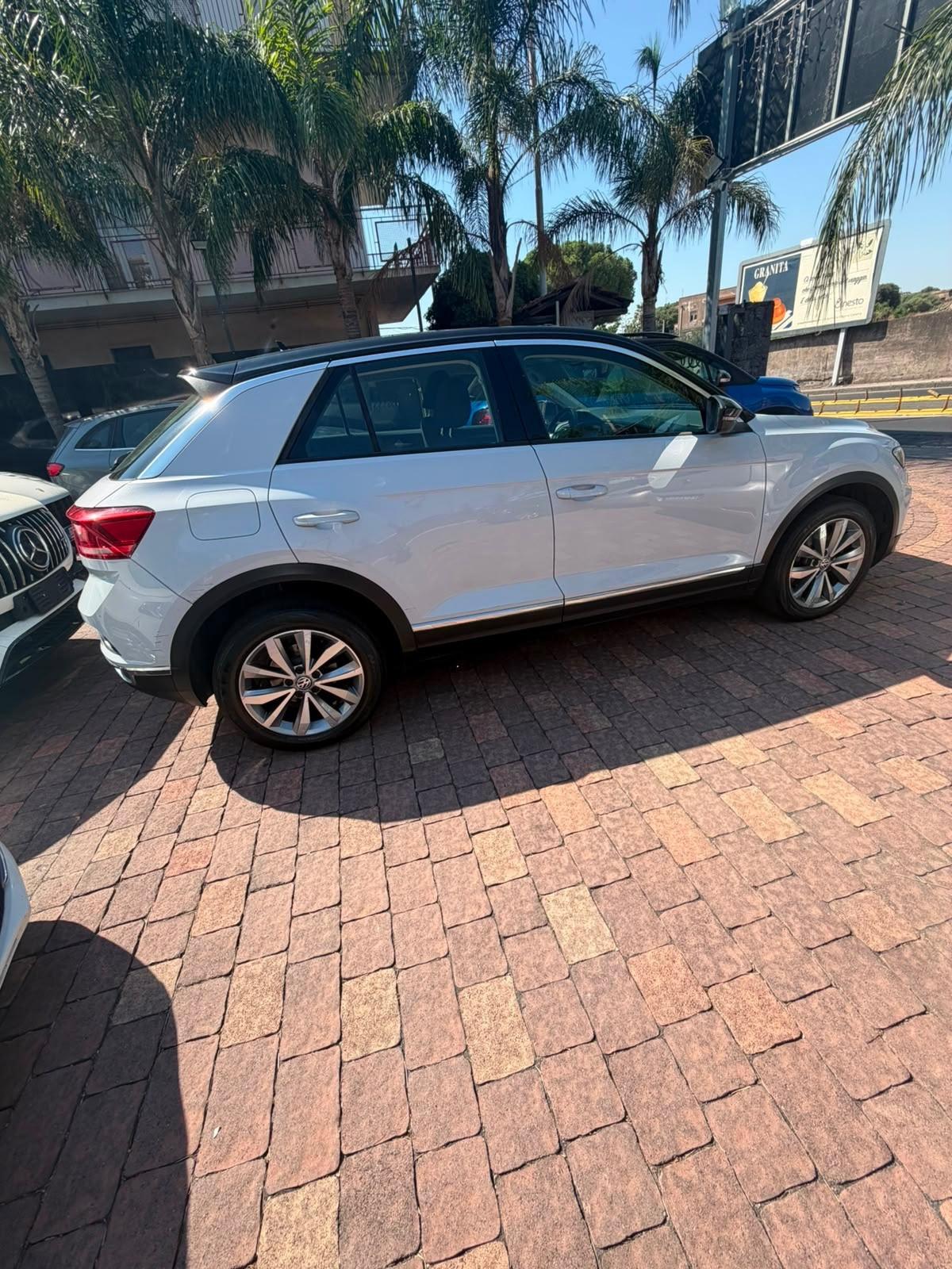 Volkswagen T-Roc 1.5 TSI ACT DSG Advanced BlueMotion prezzo 16500