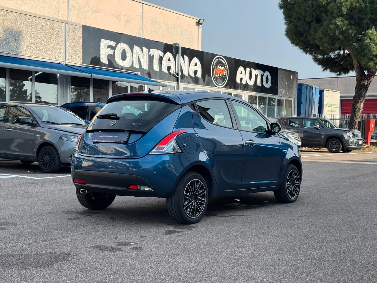 Lancia Ypsilon 1.0 FireFly 5 porte S&S Hybrid Gold Plus OK NEOPATENTATI -UNICO PROPRIETARIO