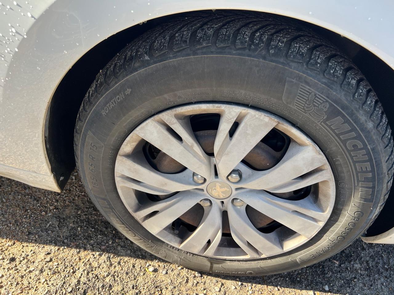 Peugeot 208 1.4 HDi 68 CV 5 porte Van