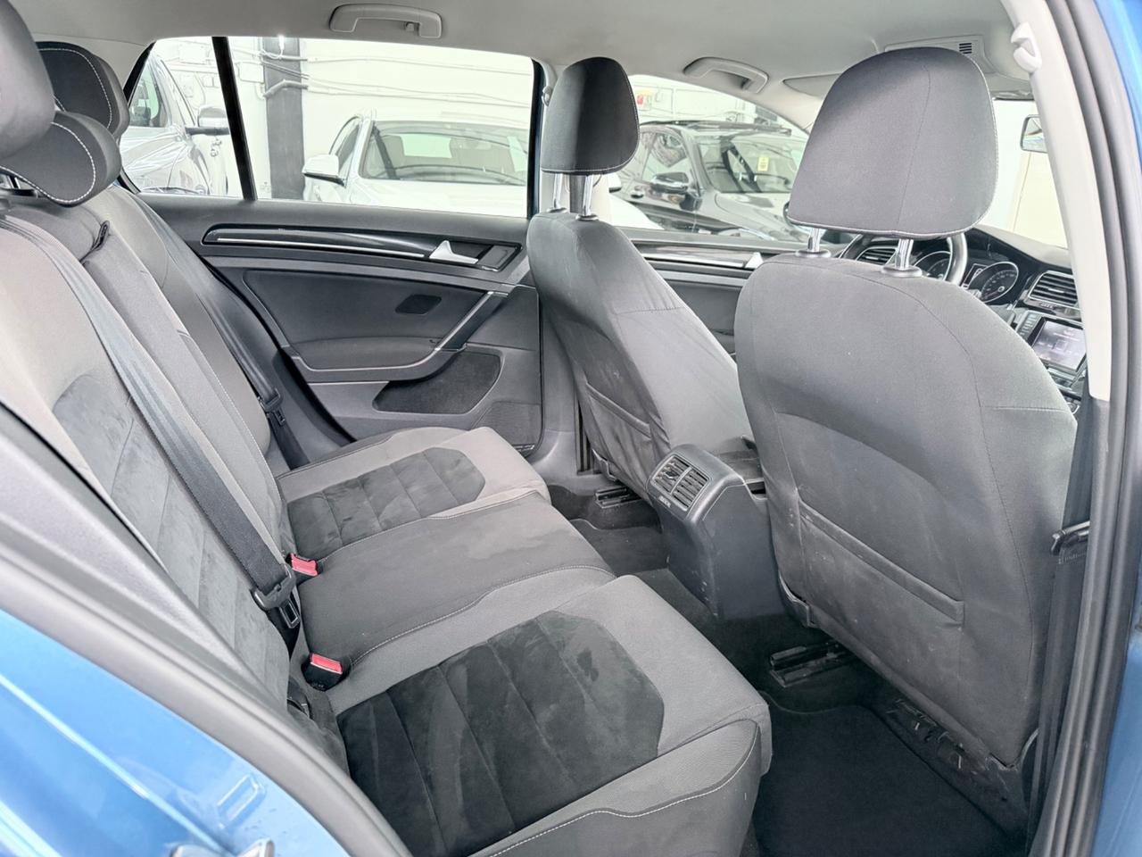 Volkswagen Golf 1.4TGI 110CV 5p. Highline BlueMotion EU6