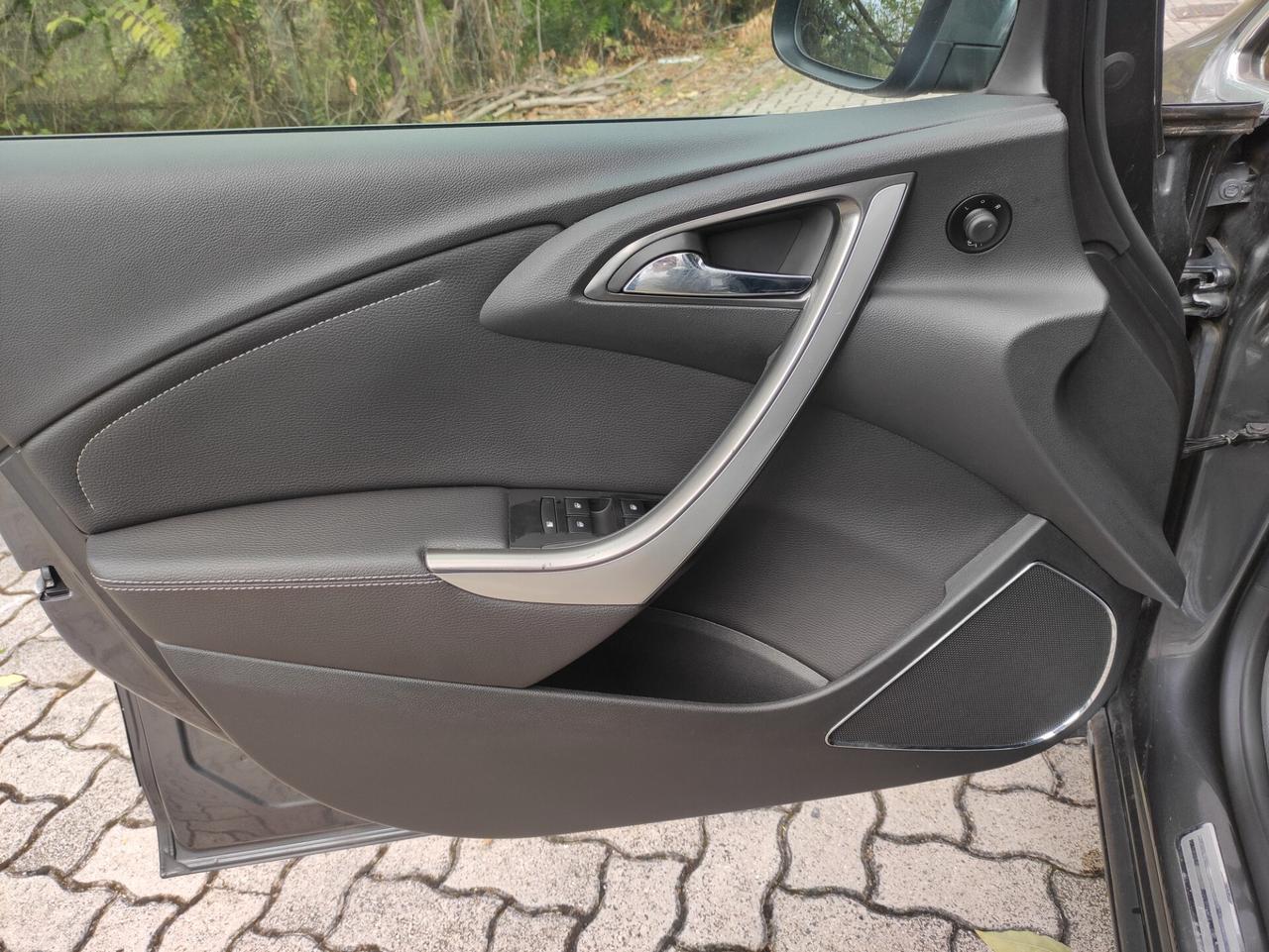 Opel Astra 1.7 CDTI 125CV 5 porte Cosmo