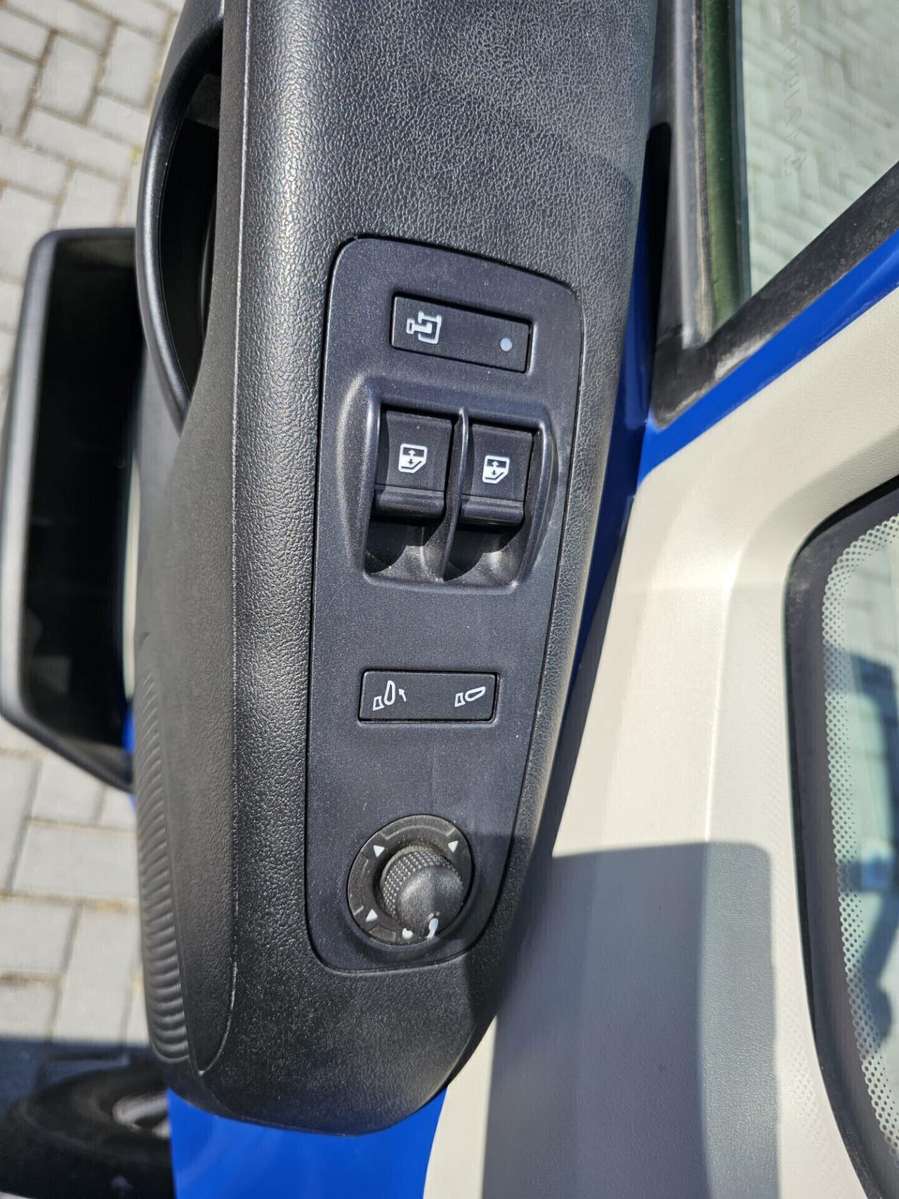 Peugeot Boxer 333 2.0 BlueHDi 130CV PM-TN