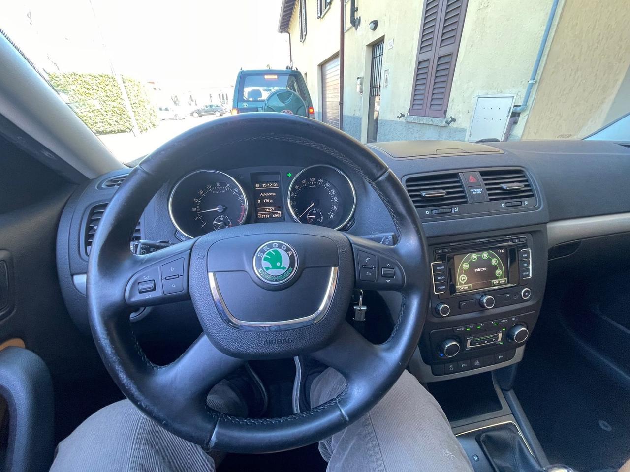 Skoda Yeti 2.0 TDI CR 140CV DSG 4x4 Adventure