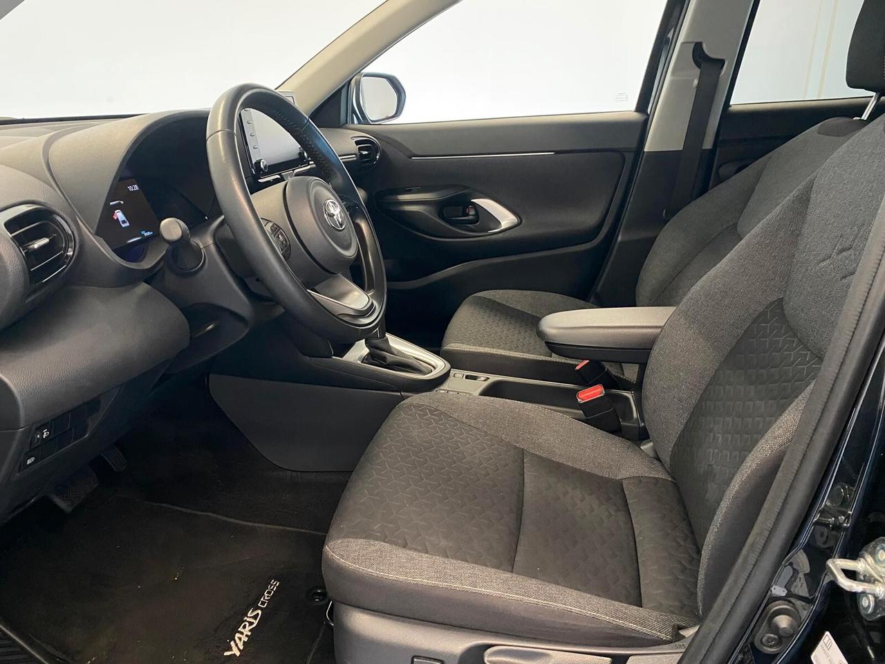 Toyota Yaris Cross 1.5 Hybrid E-CVT Business