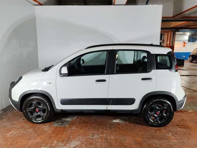 Fiat Panda 1.0 Hybrid 70cv Cross+Clima Auto 36 Rate da 177,95