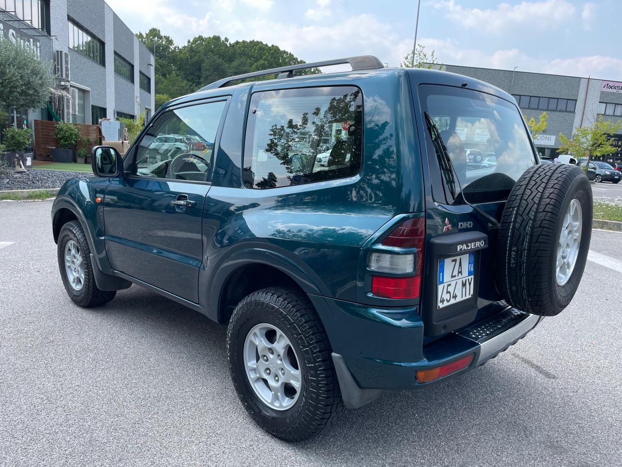 Mitsubishi Pajero 3.2 16V DI-D 3p. GLX ( 4X4 )