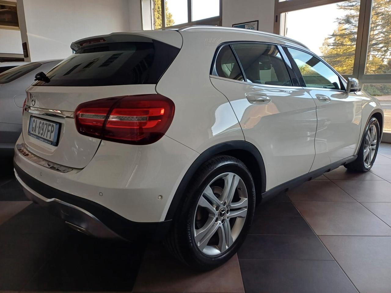 Mercedes-benz GLA 220 d Automatic 4Matic Sport