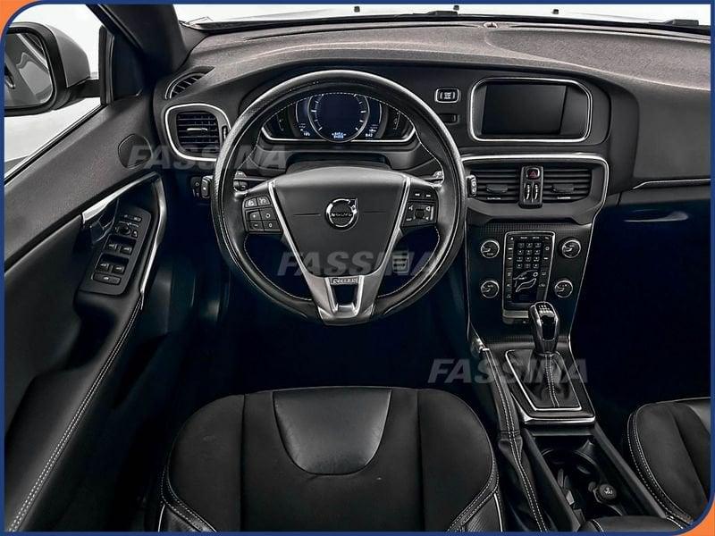 Volvo V40 V40 D2 R-design 120cv