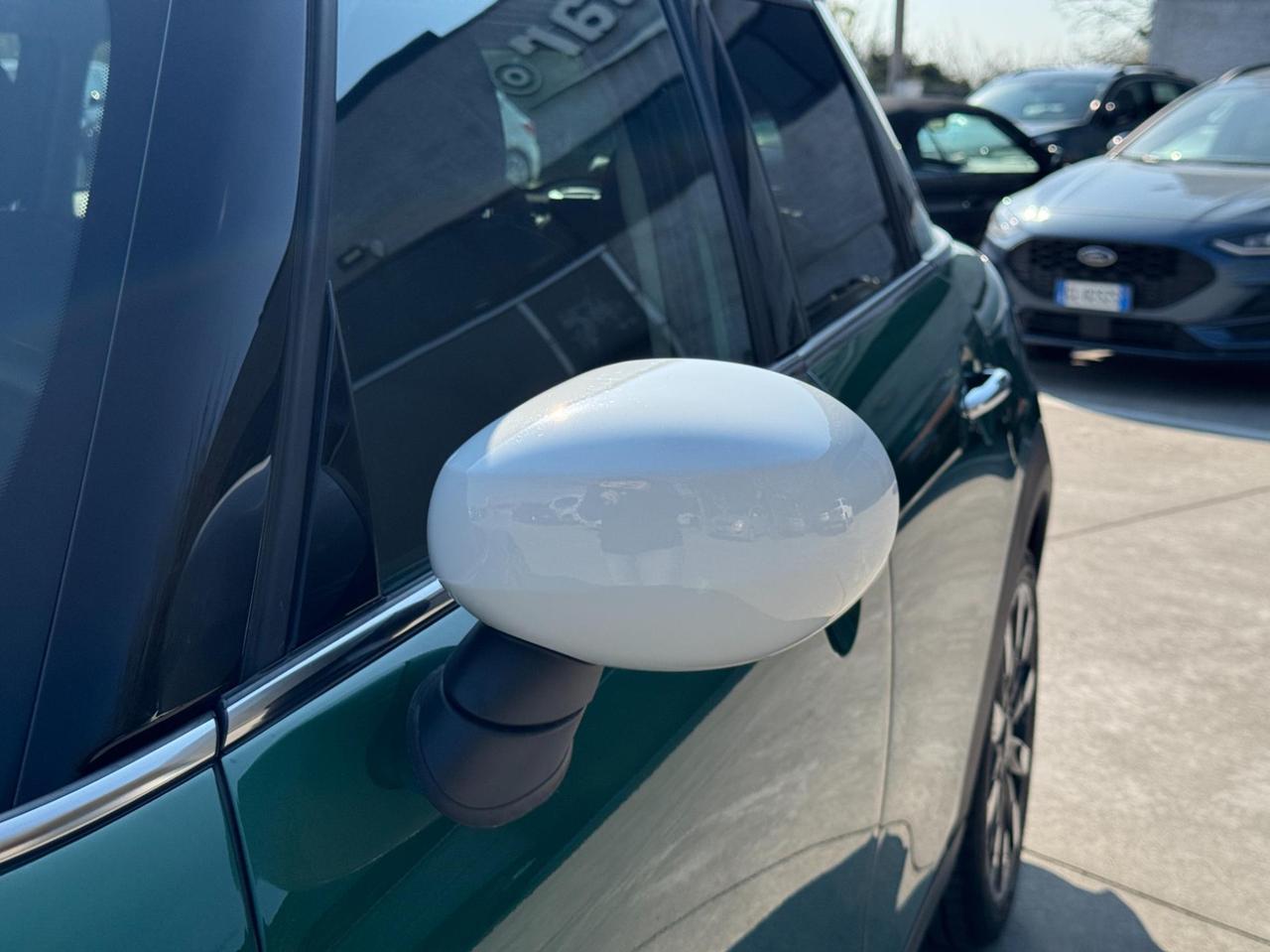 Mini 5 Porte One Essential 1.5 Twin Power Turbo 102cv Steptronic