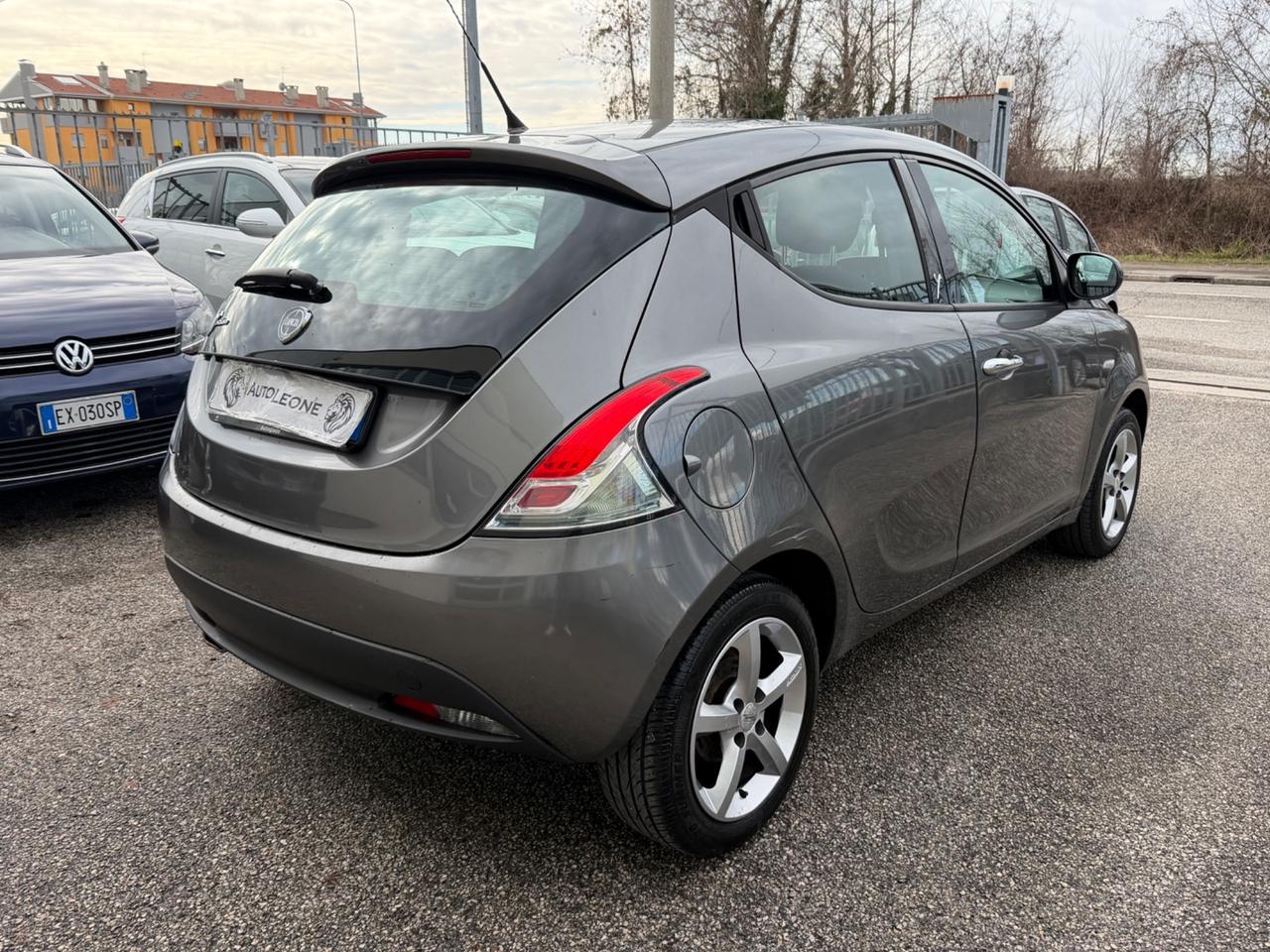 Lancia Ypsilon 1.2 69 CV 5 porte Platinum