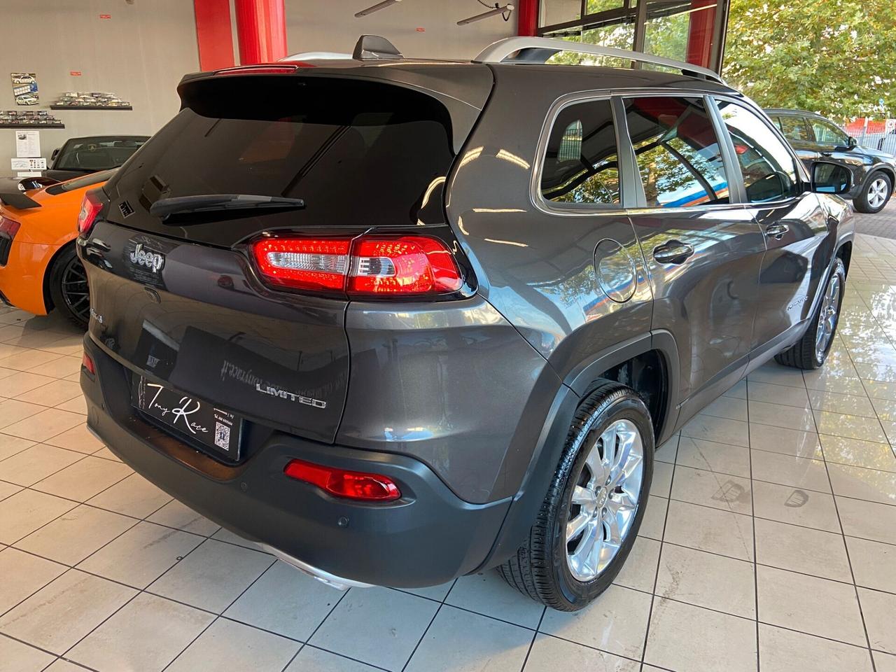 Jeep Cherokee 2.2 Mjt II 4WD Active Drive Overland
