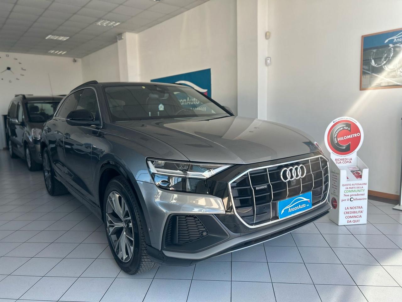 Audi Q8 50 TDI 286 CV quattro S LINE 2019