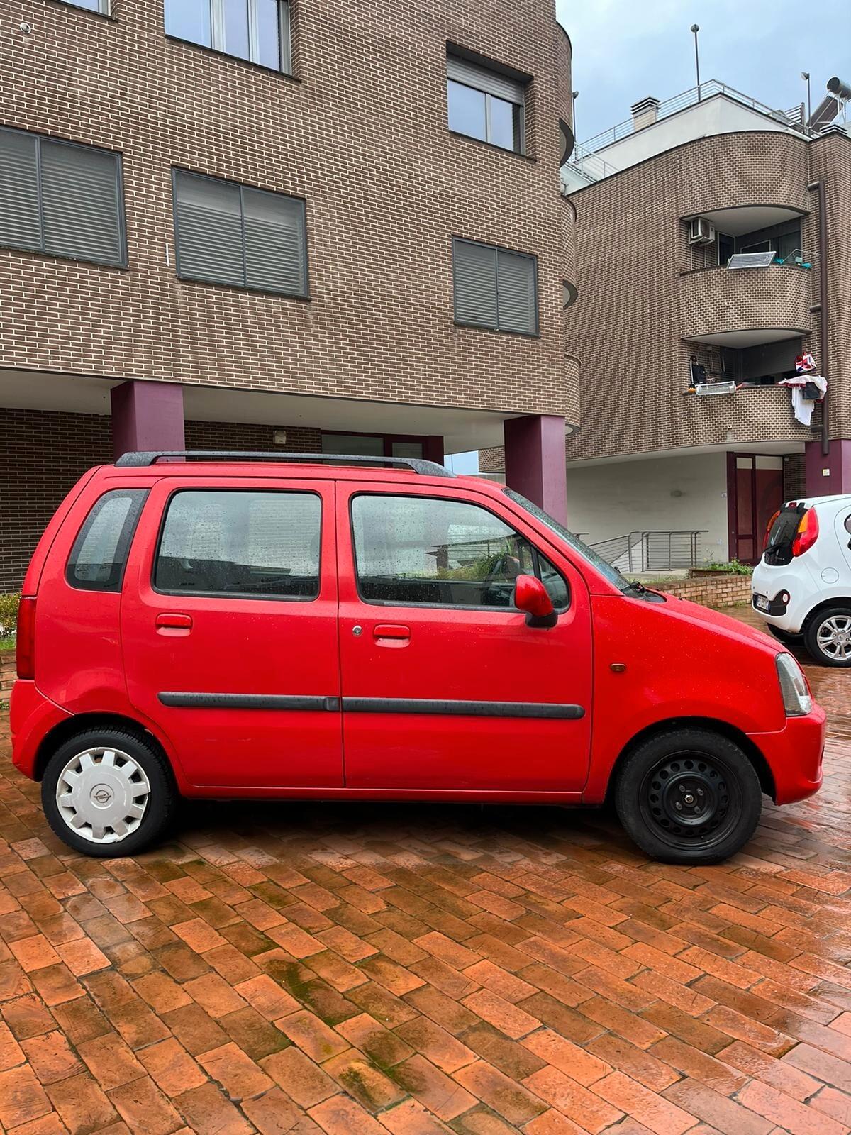 Opel Agila 1.2 16V Club