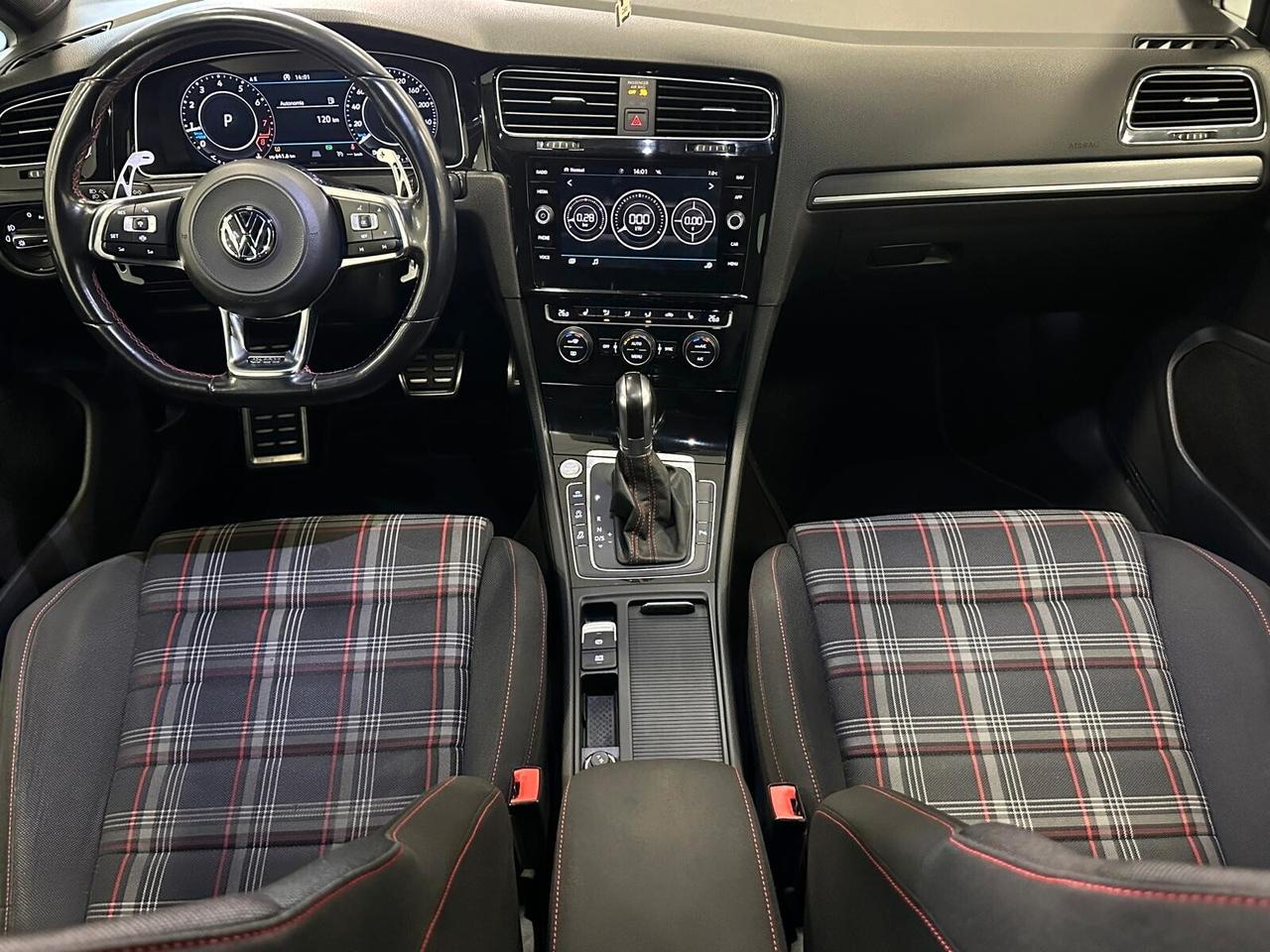 Volkswagen Golf GTI Performance 2.0 245 CV TSI 5p. BMT