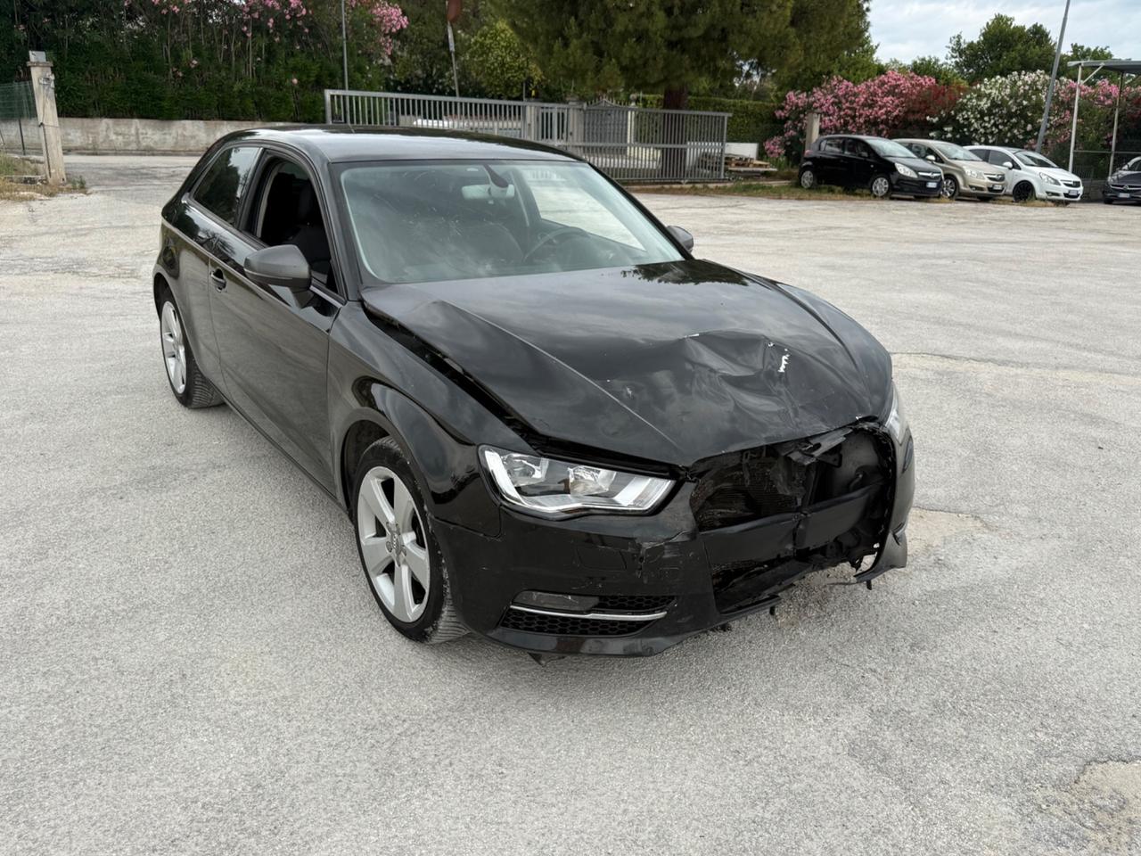 Audi A3 1.6 TDi EURO6B incidentata/sinistrata