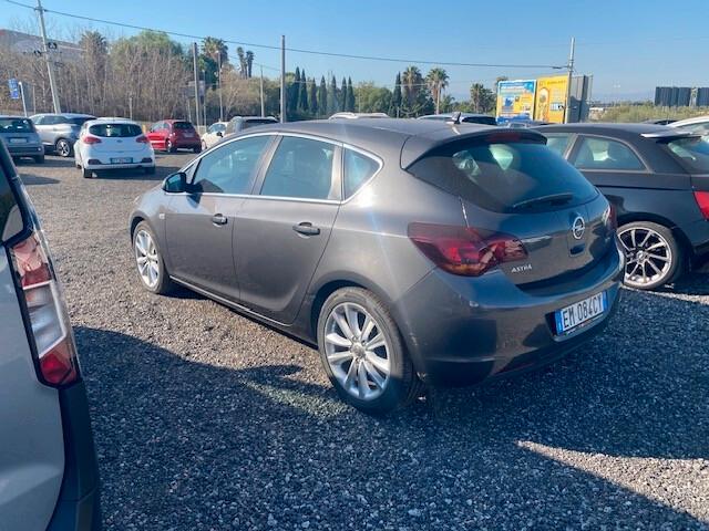 Opel Astra 1.7 CDTI 110CV 5 porte Cosmo