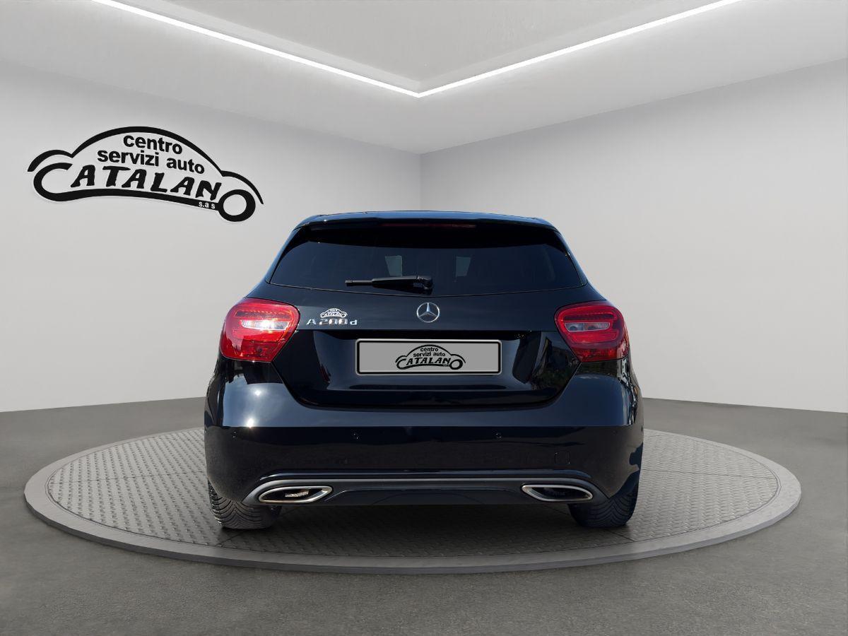 MERCEDES - Classe A - A 200 d 136CV Automatic Premium BLACK EDITION
