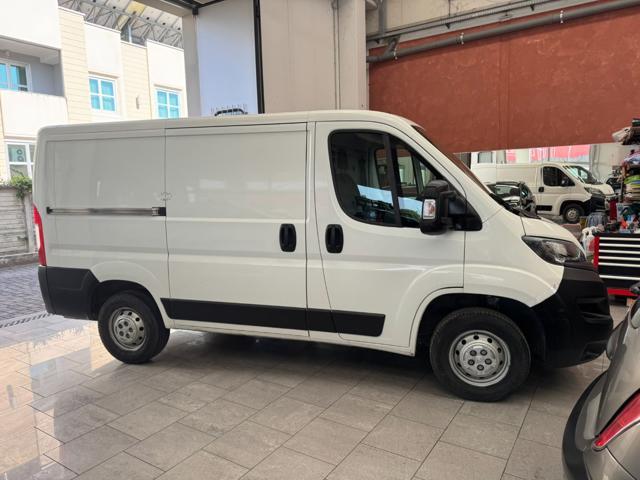 PEUGEOT Boxer 330 2.0 BlueHDi 130CV PC-TN Furgone