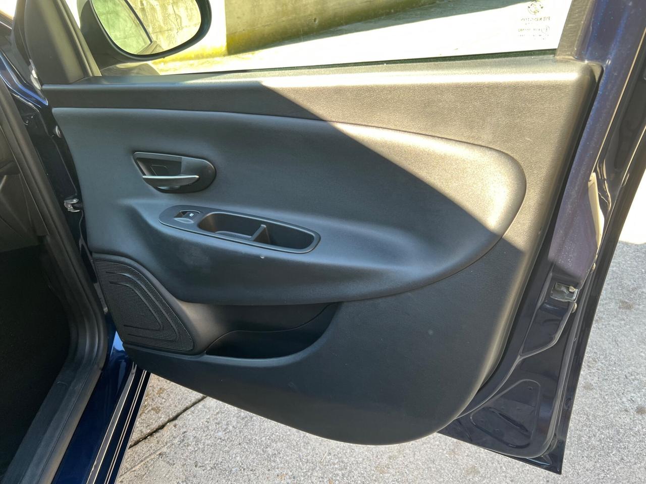 Lancia Ypsilon 1.2 69 CV 5 porte Platinum 51.000 km