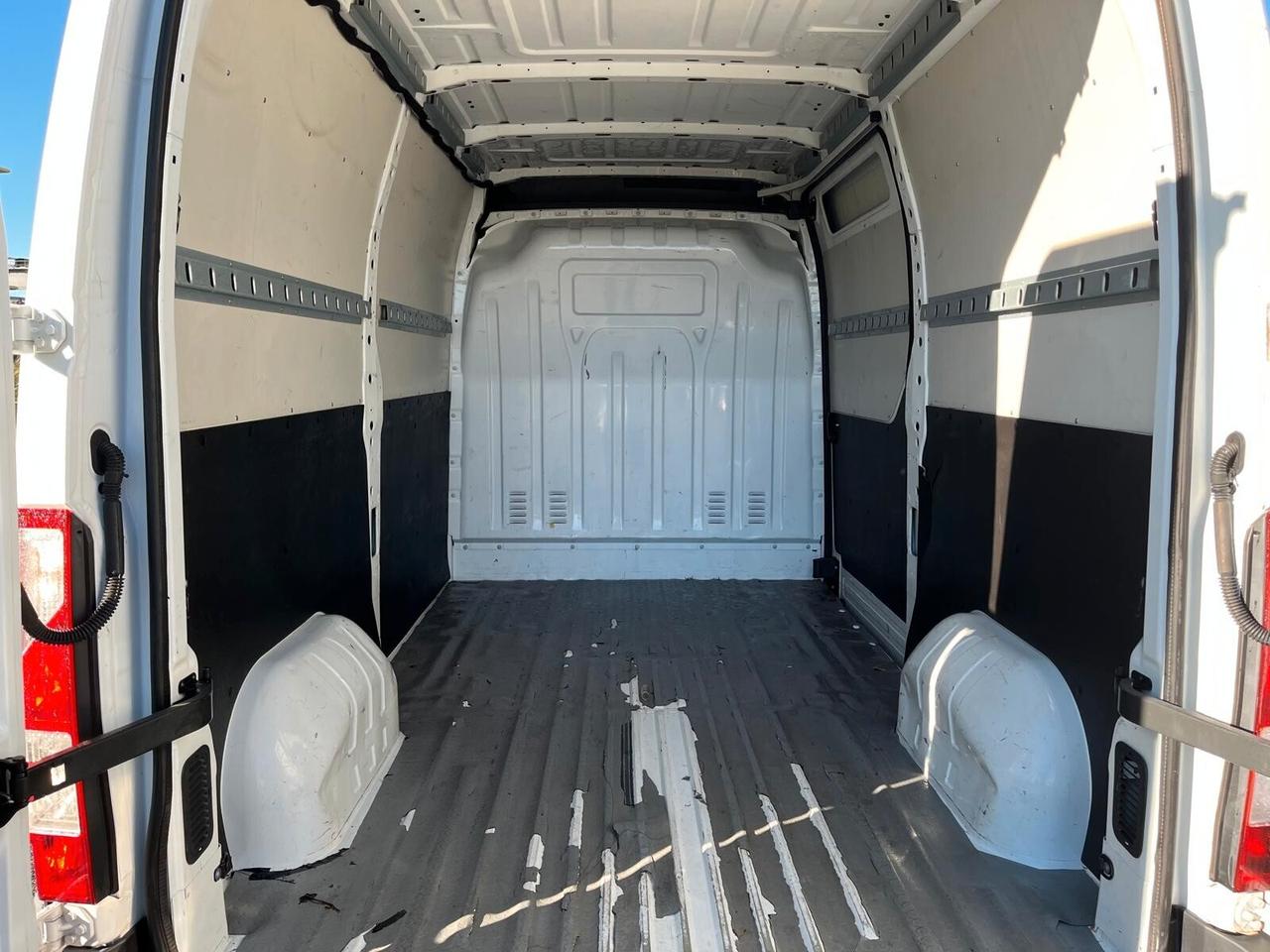 Renault Master T35 2.3 dCi/125 **+IVA**