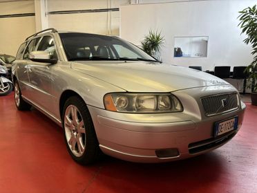 Volvo V70/XC70 V70 2.4 D 20V (163CV) cat Kinetic