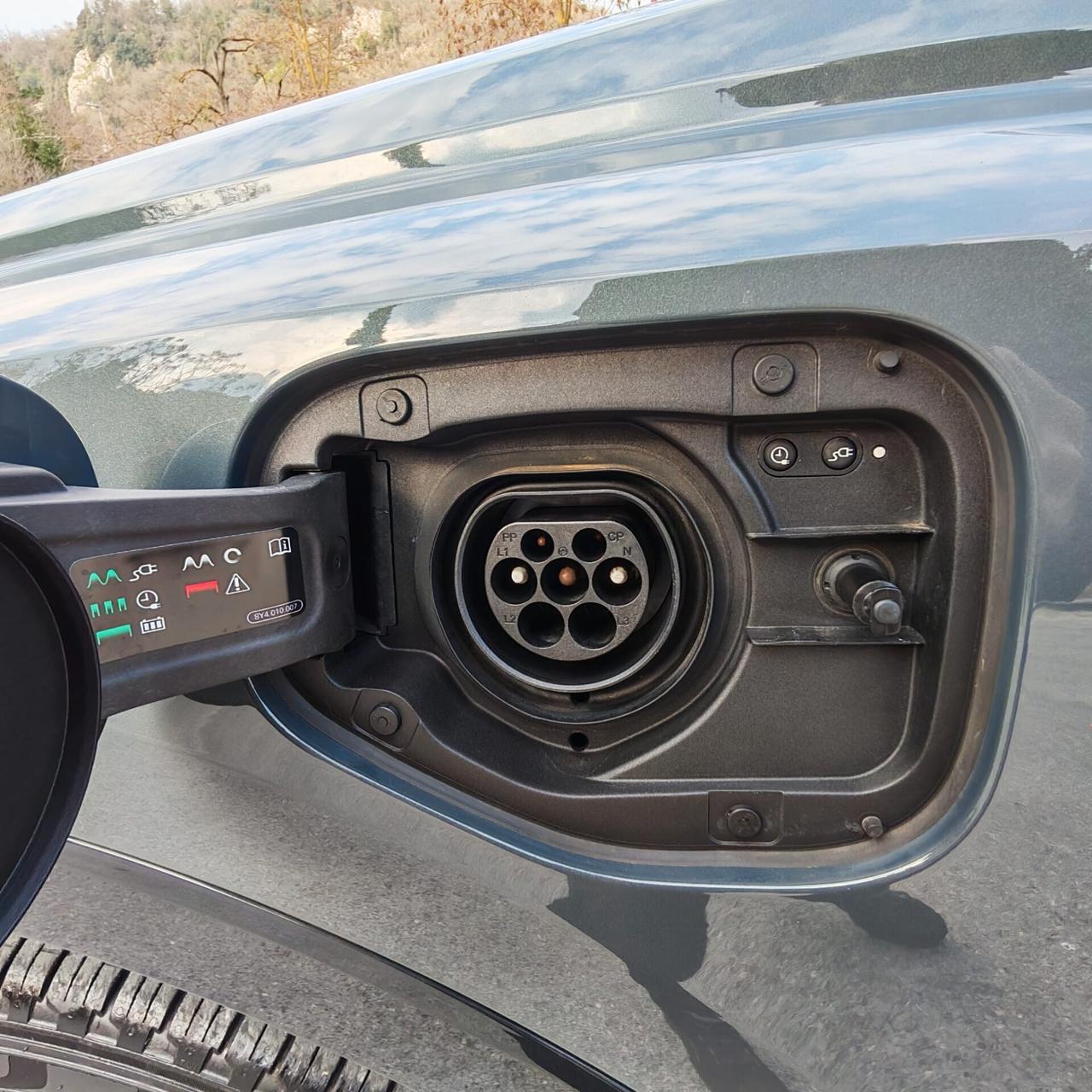 Audi Q3 SPB 45 TFSI e S tronic Business Plus