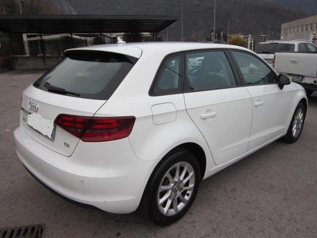 Audi A3 1.6 TDI clean diesel S tronic Ambiente