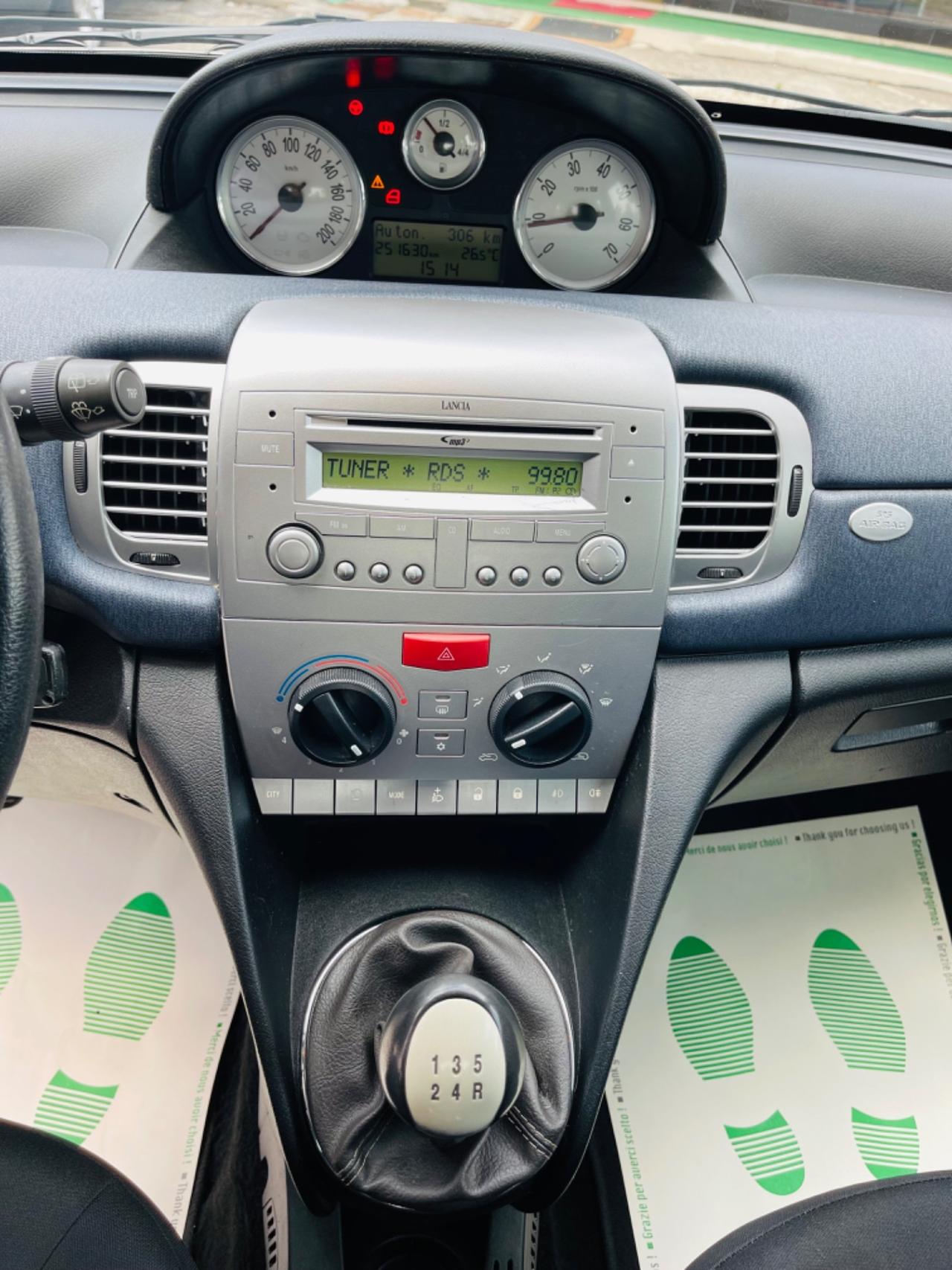 Lancia Ypsilon 1.3 MJT 90 CV Ok NEOPATENTATI