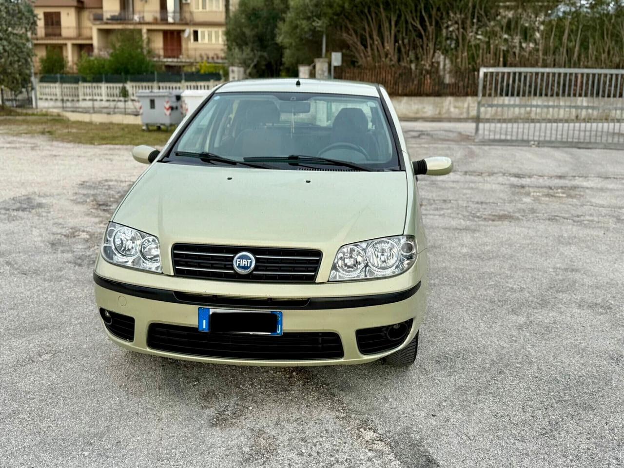 Fiat punto 5porte 1.2 benzina NEOPATENTATI