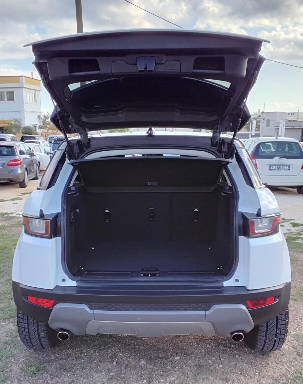 Land Rover Range Evoque 2.0D I4-L.Flw 150 CV R-Dynamic S
