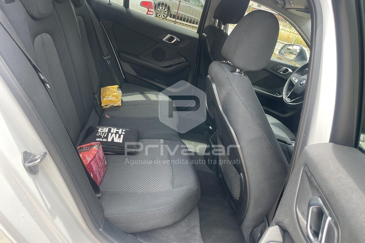 BMW 116d 5p. Business Advantage