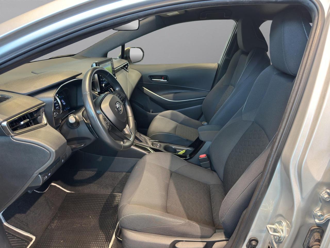 Toyota Corolla Touring Sports 2.0h Business cvt